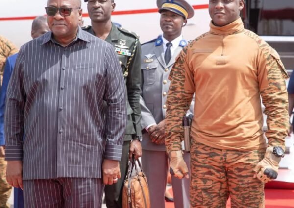Burkina Faso – Ghana : John Dramani Mahama en visite à Ouagadougou