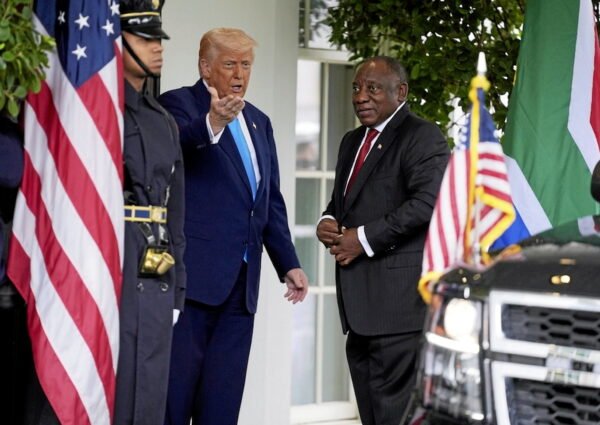 Le président sud-africain Cyril Ramaphosa à la Maison-Blanche pour une rencontre sous haute tension avec Trump