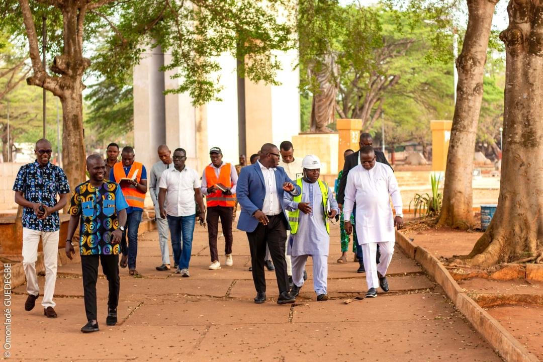 Le maire d’Abomey en tournée sur des sites névralgiques de la ville historique
